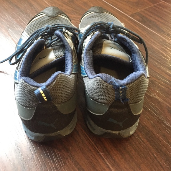 Men’s Puma Sneakers - Picture 2 of 7